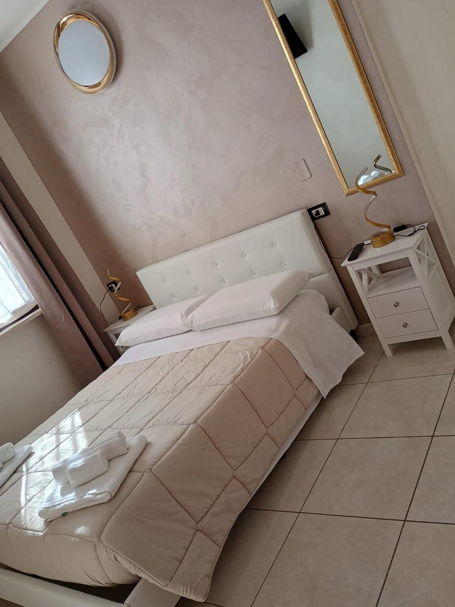 B&B La Ninfa Del Lago Lesina Ngoại thất bức ảnh