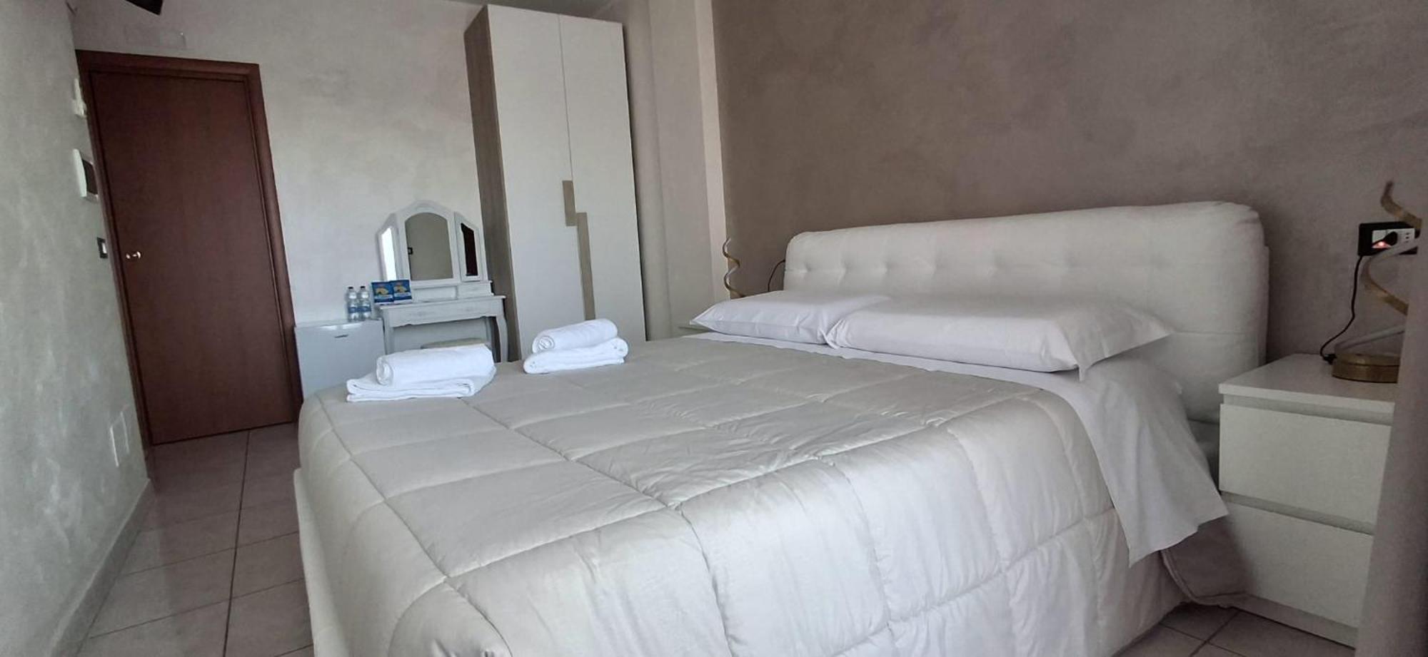 B&B La Ninfa Del Lago Lesina Ngoại thất bức ảnh